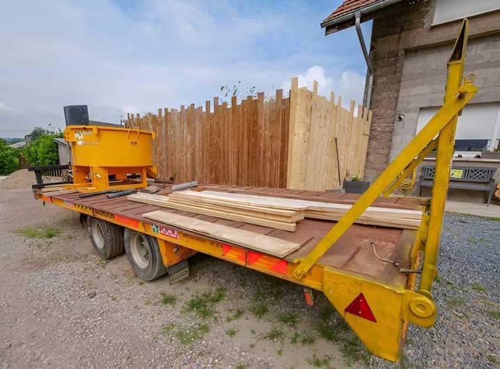 Machine d'entretien d'espace vert Metz